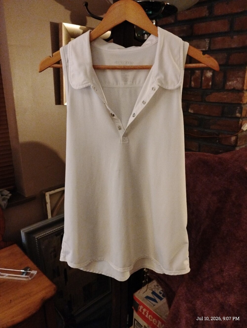 Ideology Woman's Cream Sleeveless, Polo Tank Top, Button Down Collared Size M